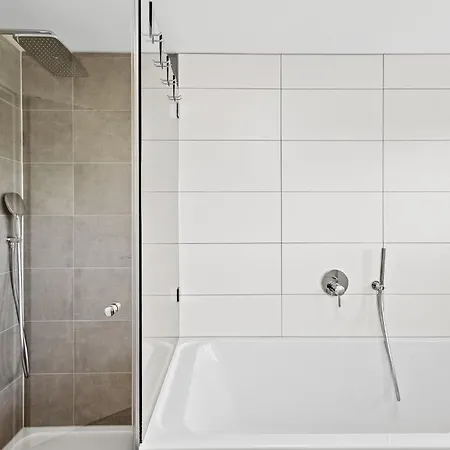 Appartement Grosszuegige Wohnung - Palm Beach I Naehe Nuernberg & Fuerth I Kostenlose Parkplaetze I Messe I Christkindlesmarkt Stein bei Nurnberg